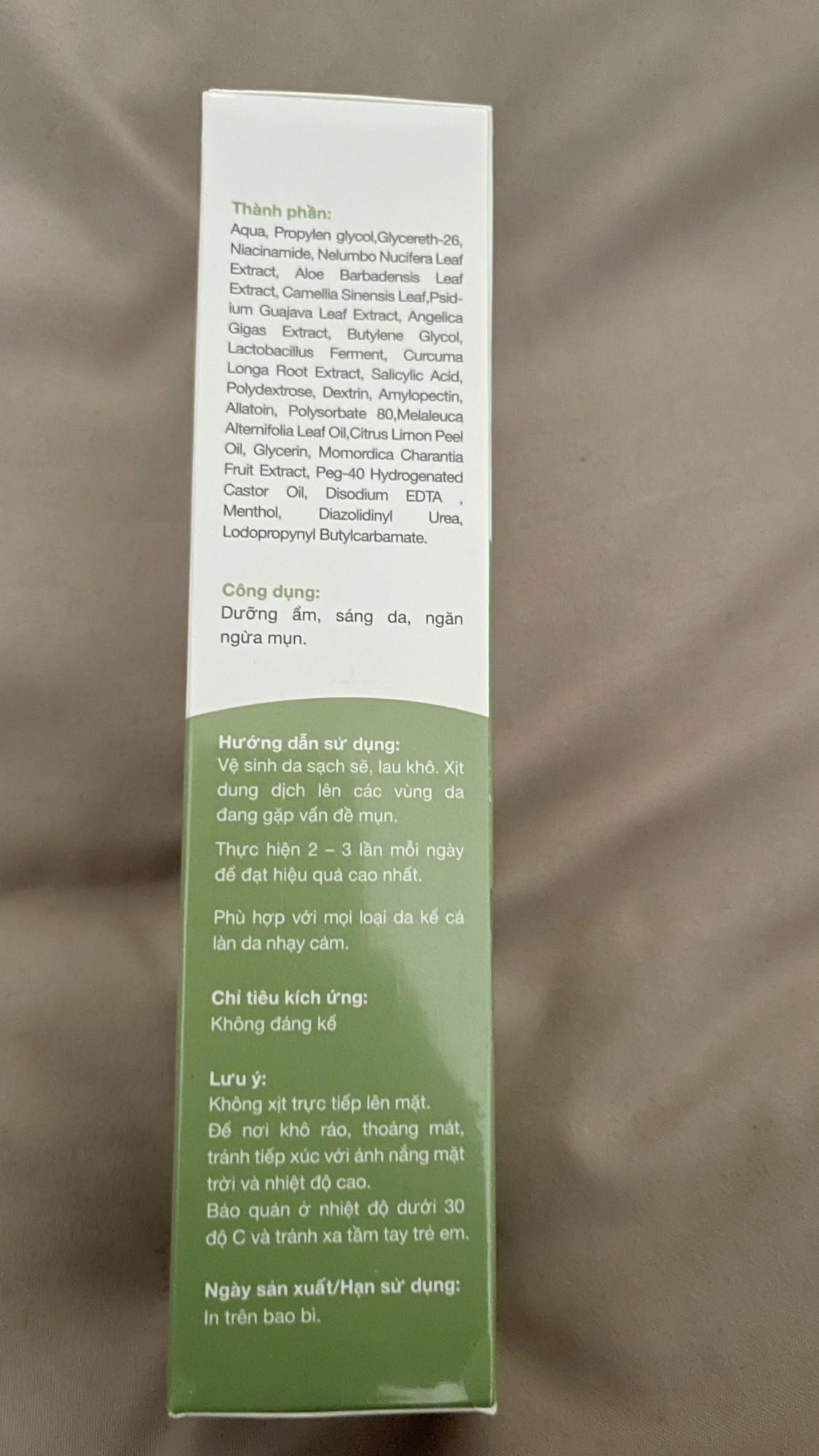 xịt mụn lưng elizavenca