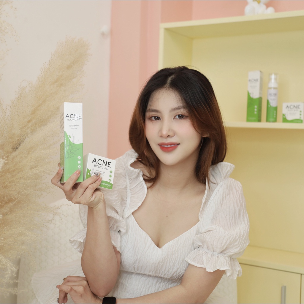 cách trị mụn lưng cho nữ